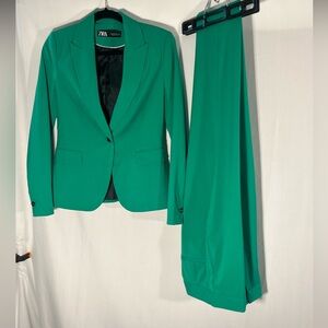 Zara Woman 2 piece pant suit